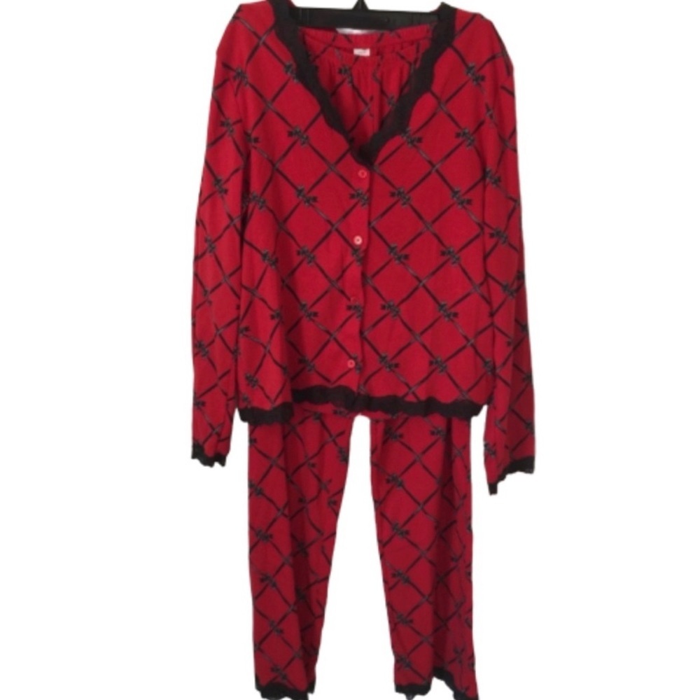 Victoria’s Secret 3 piece matching holiday pajama set black ribbon size small